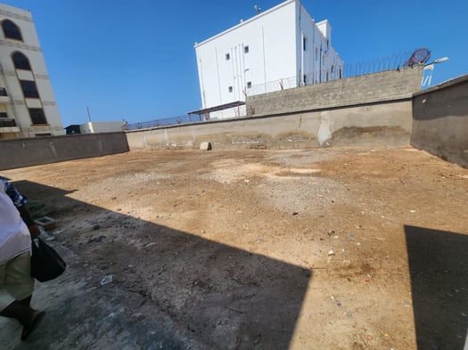 Terrain 460m² à Héron près clinique Aden