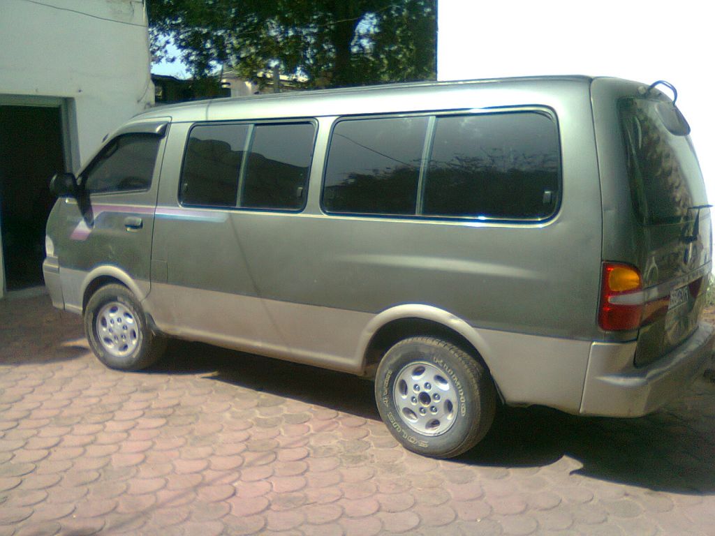 Vente d\'un mini bus Kia Pregio