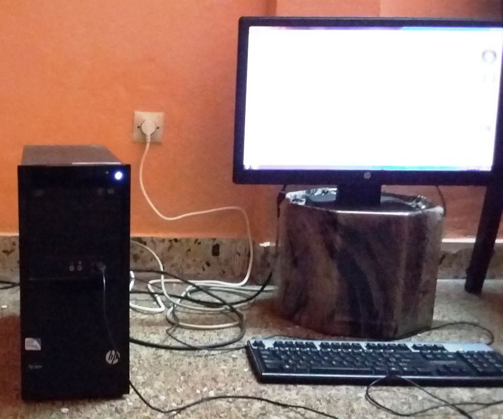 Ordinateur fixe HP PRO