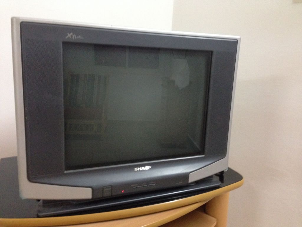 Télé Sharp ecran plat