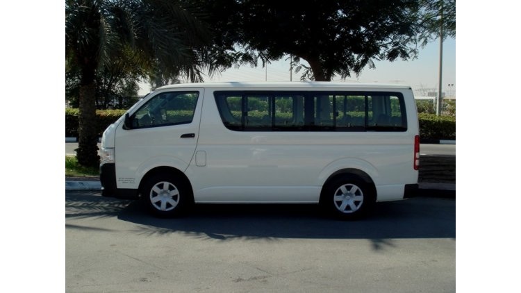 Тойота hiace 2013