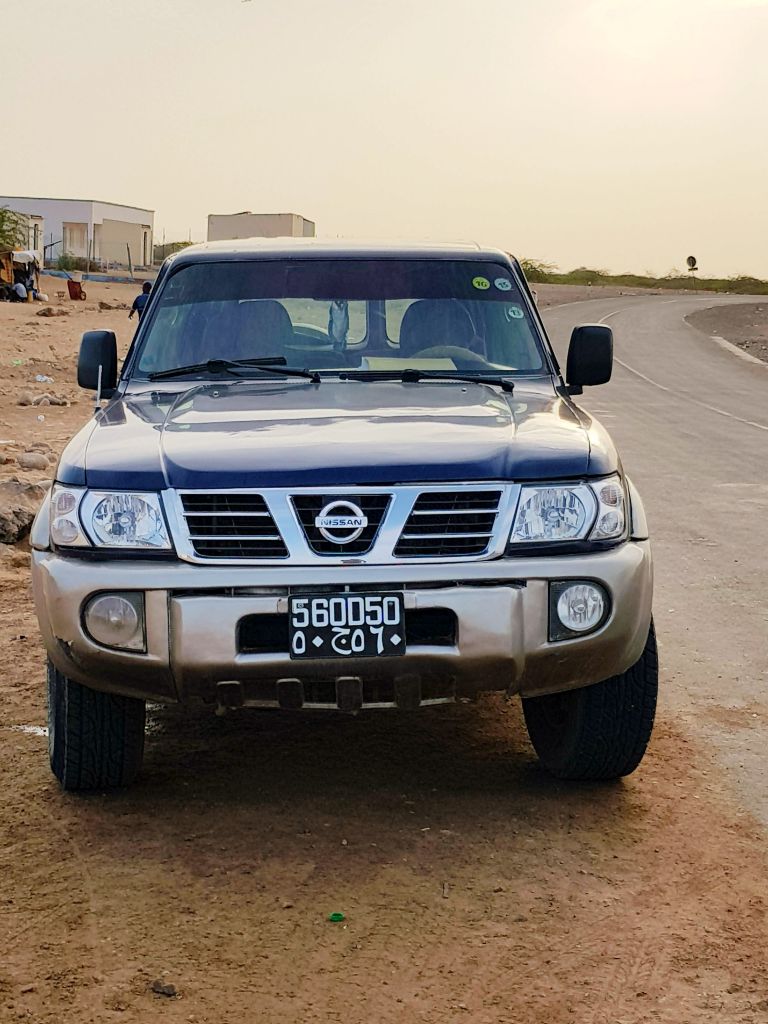 NISSAN PATROL à Djibouti