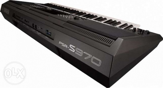 PIANO YAMAHA PSR S970