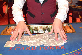 Recherche personnels professionnels dans le domaine du poker