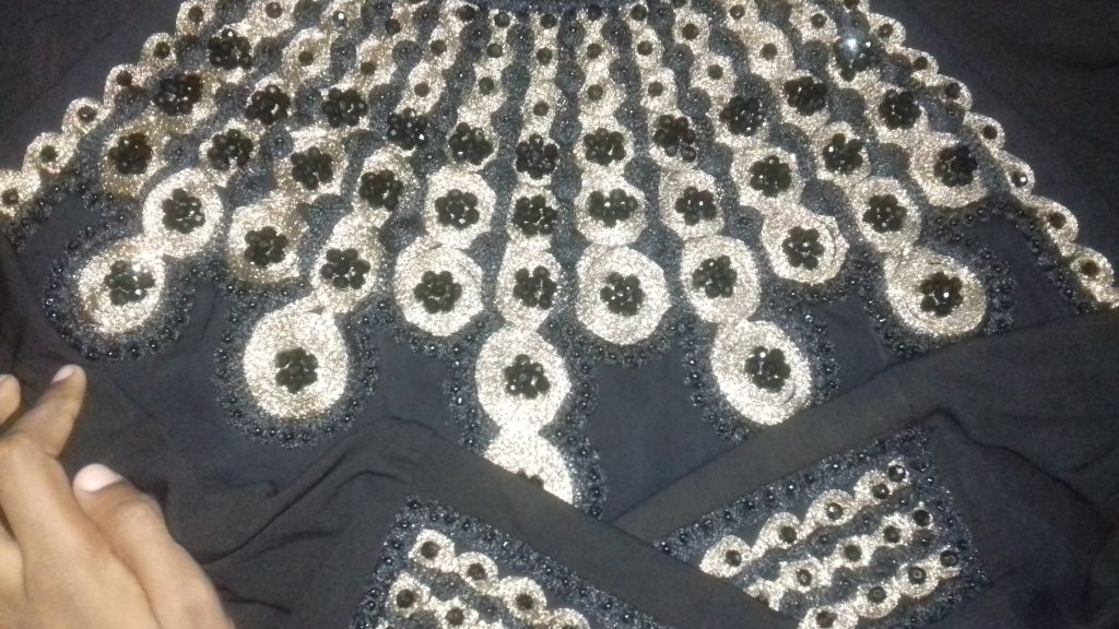 Abaya noire Arabie Saoudite à Djibouti