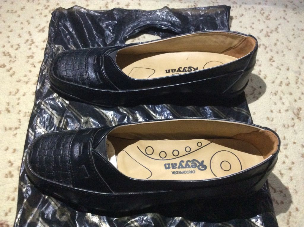 Orthopedic moccasins à Djibouti