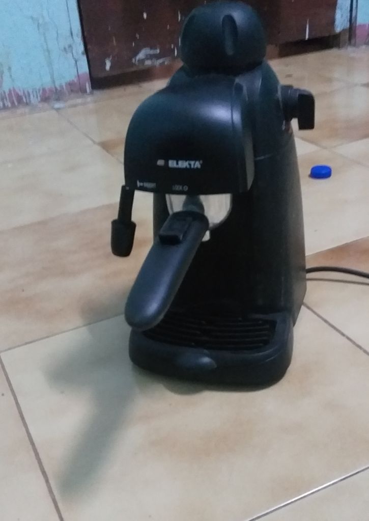 Cafetiere espresso Elekta