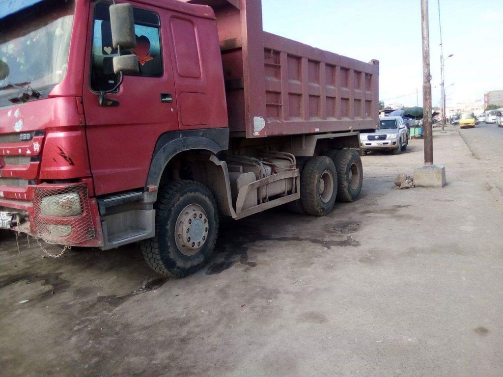 Camion sinon truck in Djibouti