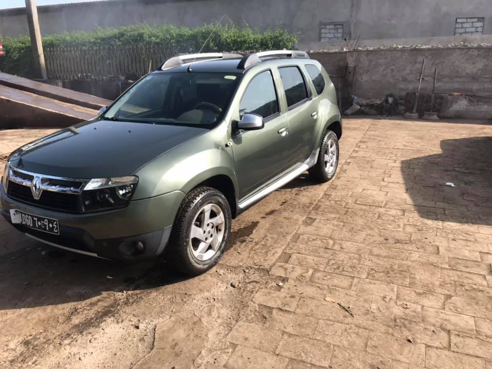 DUSTER  ESSENCE  A VENDRE  Djibouti  DUSTER  ESSENCE  A VENDRE  Djibouti