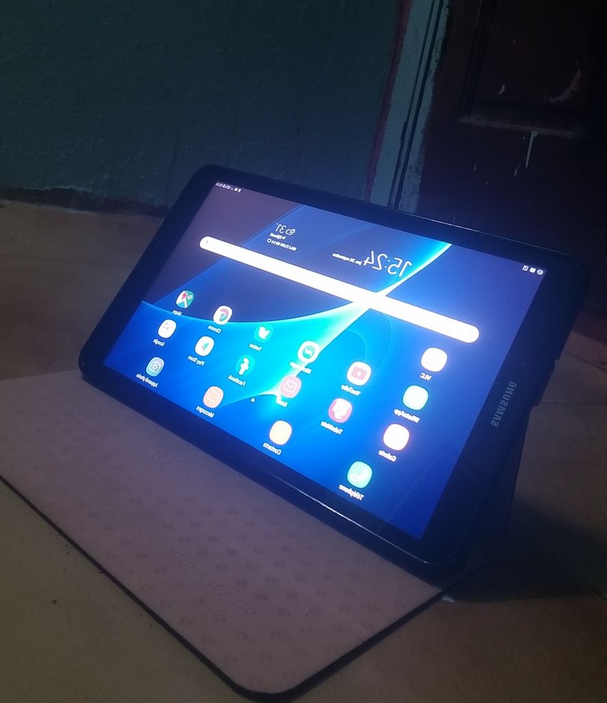 Comment Debloquer Une Tablette Samsung Tab A Tablette Samsung Galaxy Tab A Presque Neuf à Djibouti