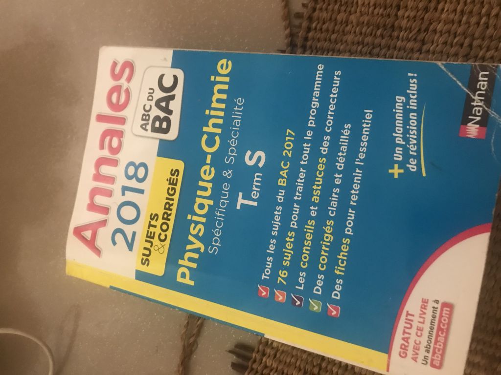 Annale Physique Chimie Terminale S à Djibouti