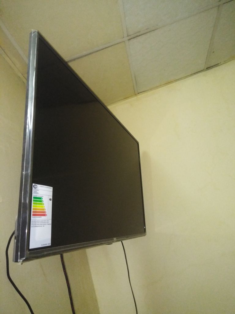 Téléviseur LG 32LV3400 - ECRAN PLAT LCD LED (D'occasion) à Ovronnaz Téléviseur LG 32LV3400 - ECRAN PLAT LCD LED (D'occasion) à Ovronnaz