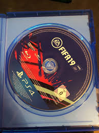 CD FIFA 19 tout neuf