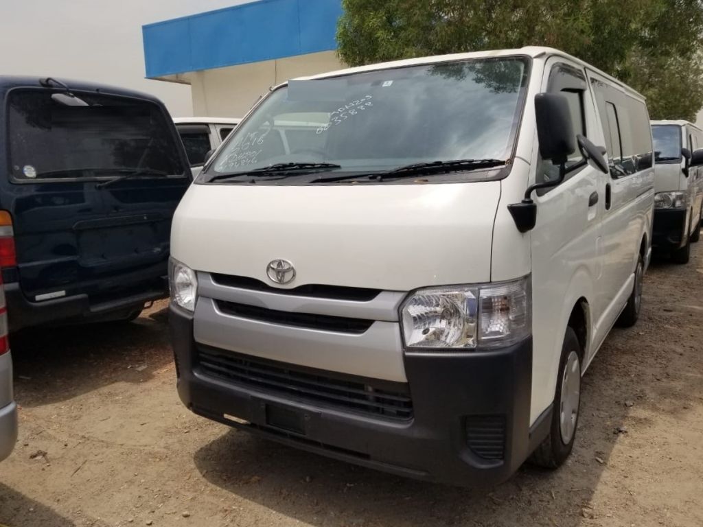 Toyota hiace 2016 in Djibouti