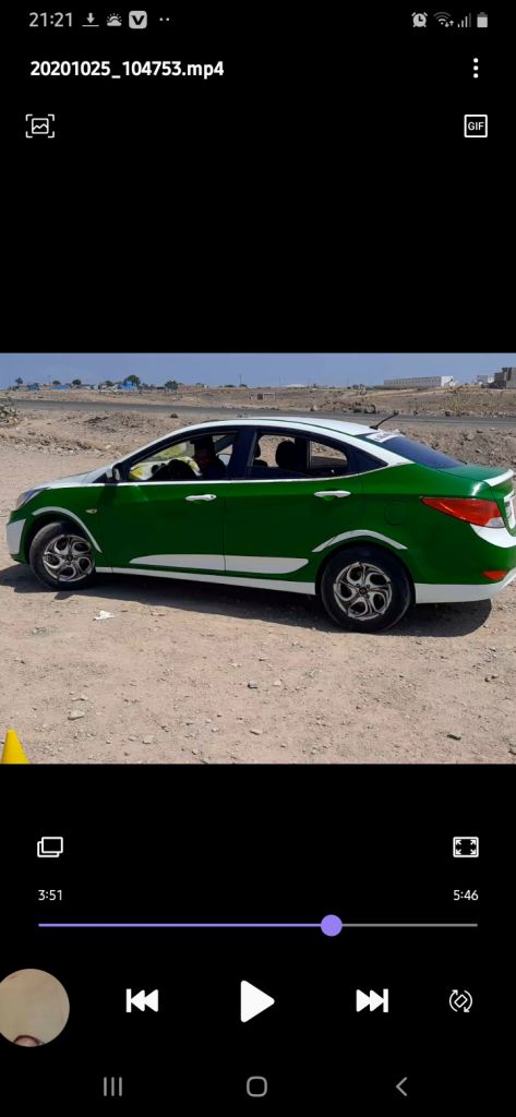 Hyundai accent vend pièce par pièce