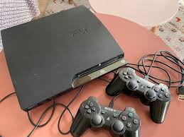 Playstation 3 Slim à vendre avec plusieurs jeu installé