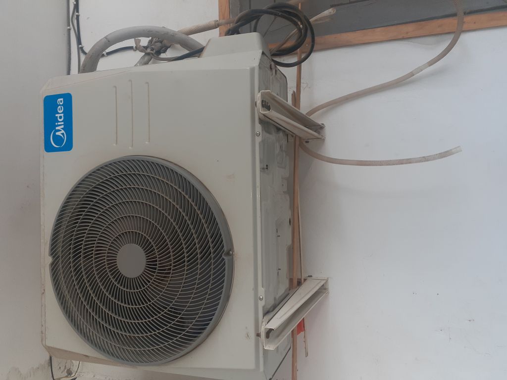 Climatiseur split MIDEA