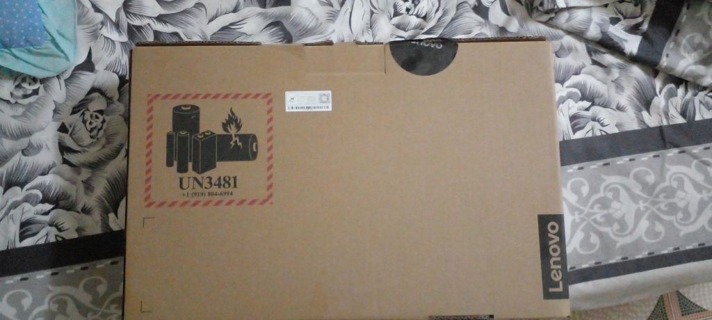 Vente mini pc portable Lenovo original dans son carton d\'emballage