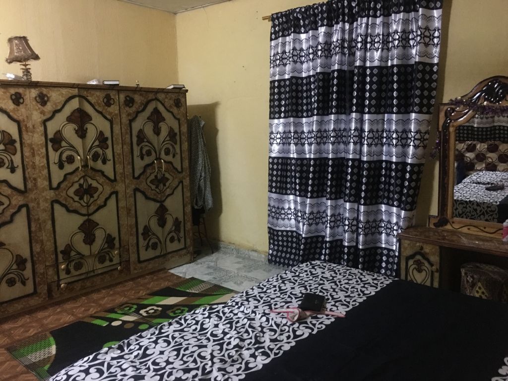 Meuble yemenite complet