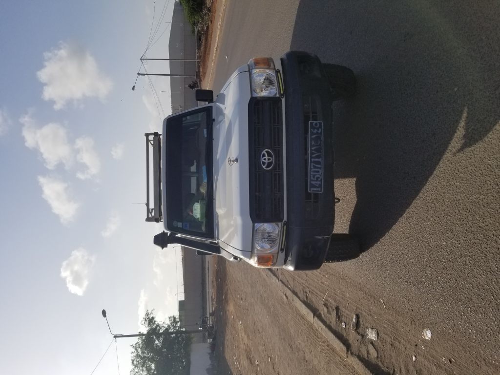 Voiture a vendre Hard top modèle 2016