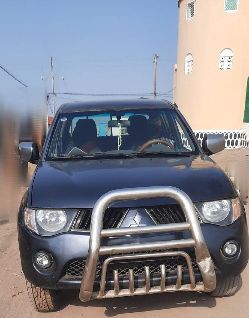 Mitsubishi turbo L200 sans option occasion à Djibouti