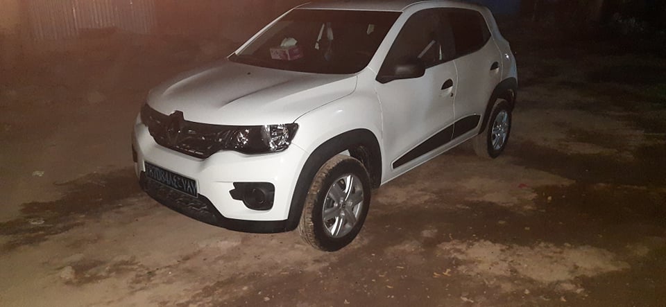 vend une voiture Renault KWID
