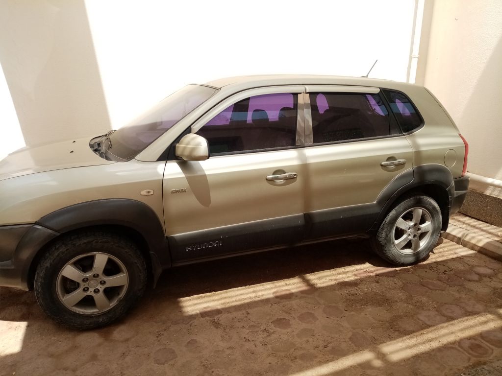HYUNDAI TUCSON ANNEE: 2004