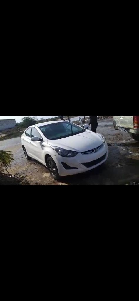 Location Hyundai avante 2014