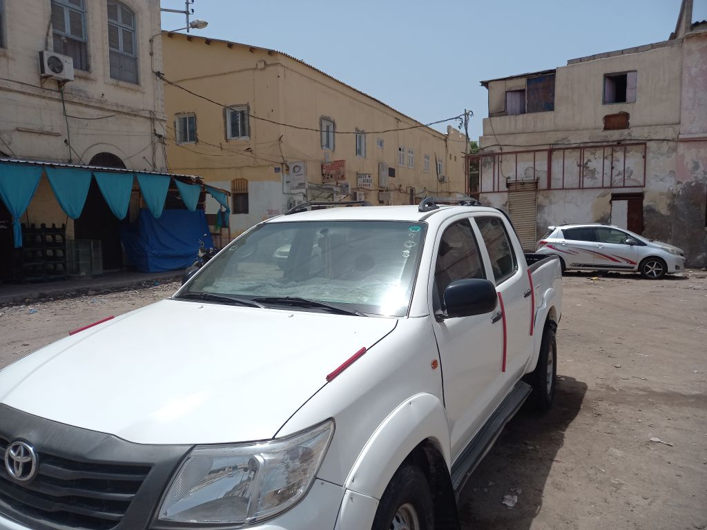 Voiture a vendre Hilux a vendre