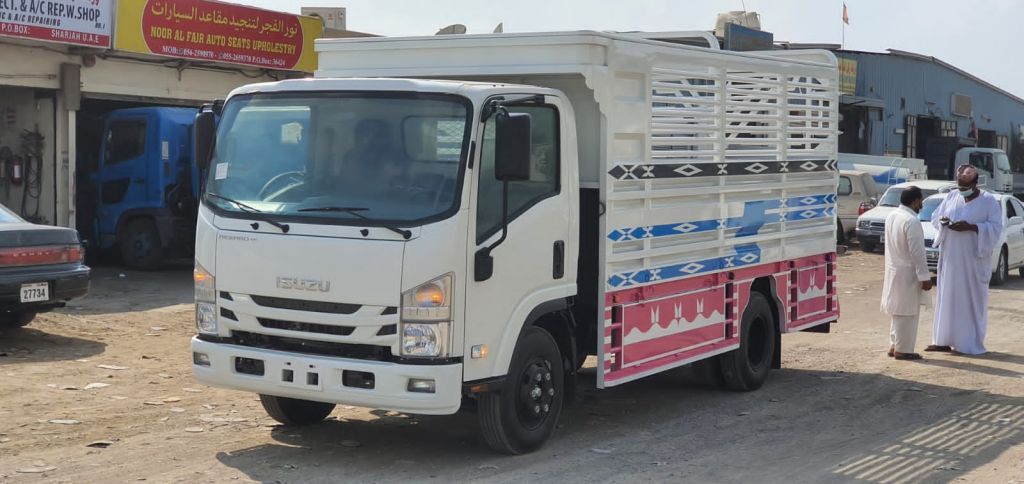 Je vends un grand voiture neuf