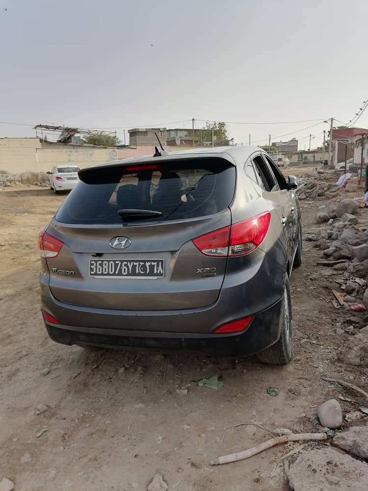 Voiture HYUNDAI TUCSON - 2010