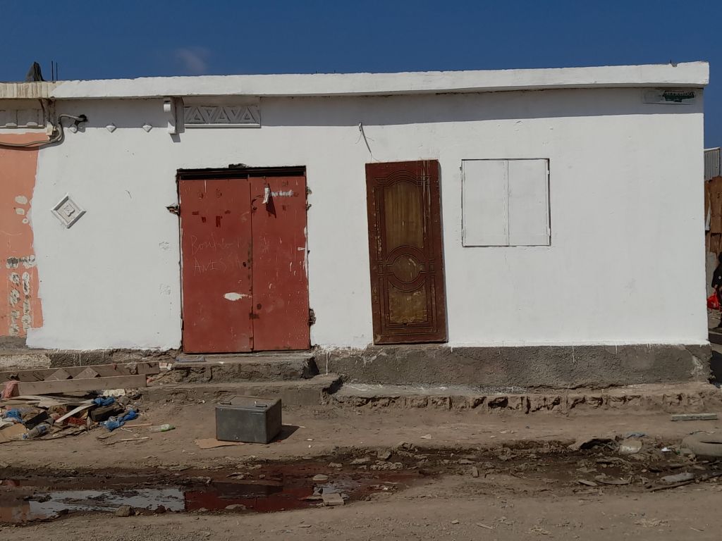 Location d\'un Local commercial Avenue 26 Côté Q.4