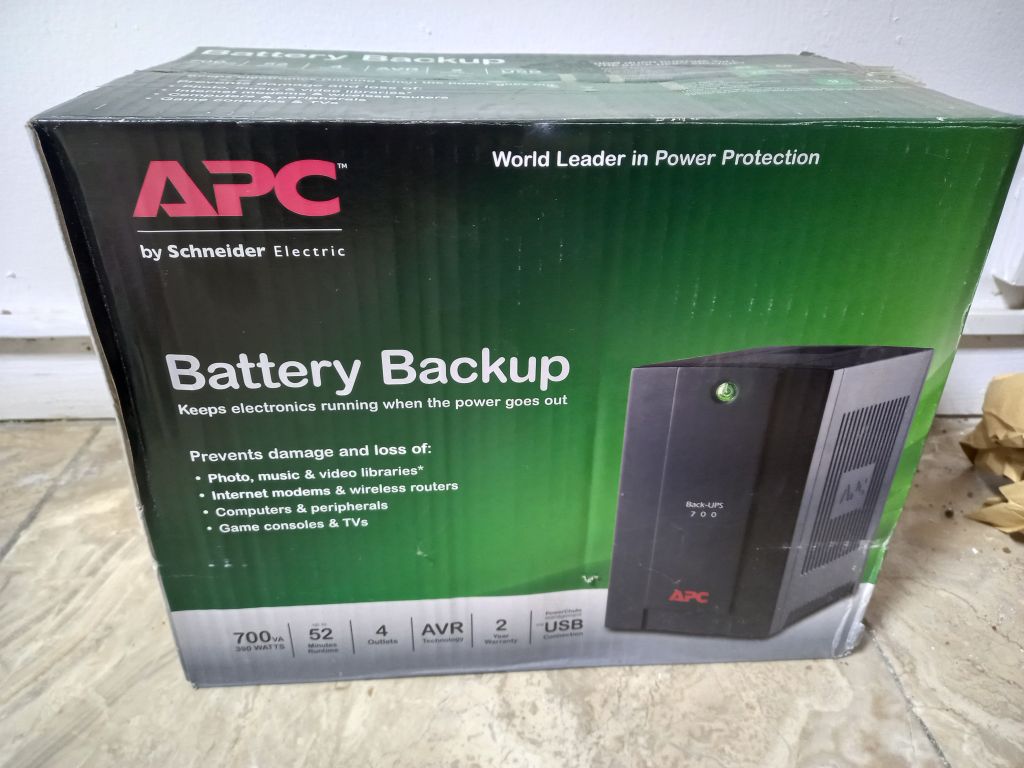 Onduleur APC pour PC professionnel, vente matériel informatique