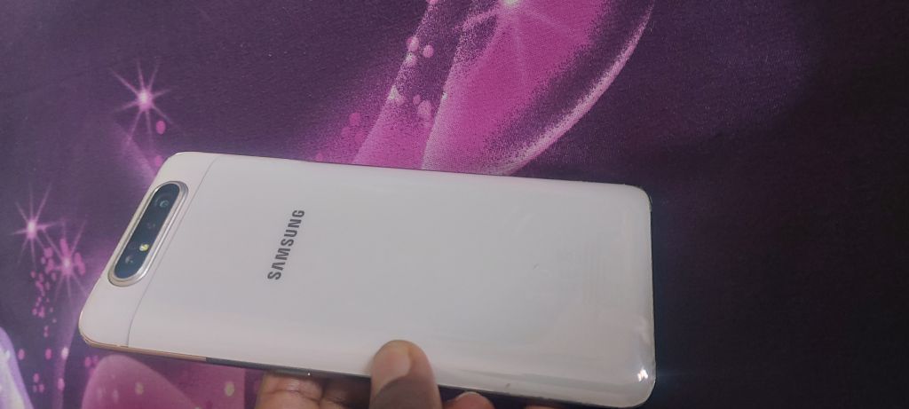 Téléphone portable Samsung A80