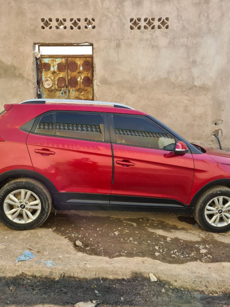 Voiture Hyundai 4x4 en bon état