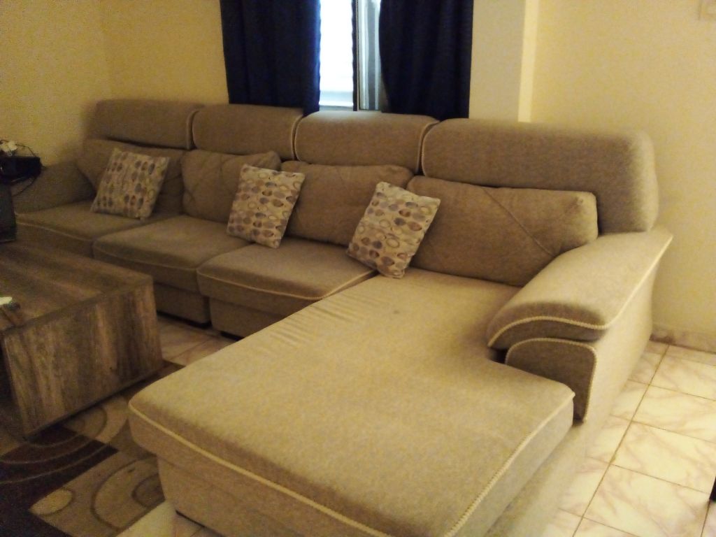 Canapé d\'angle preque neuf