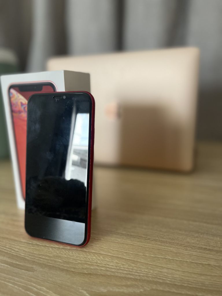 iPhone XR rouge A Vendre