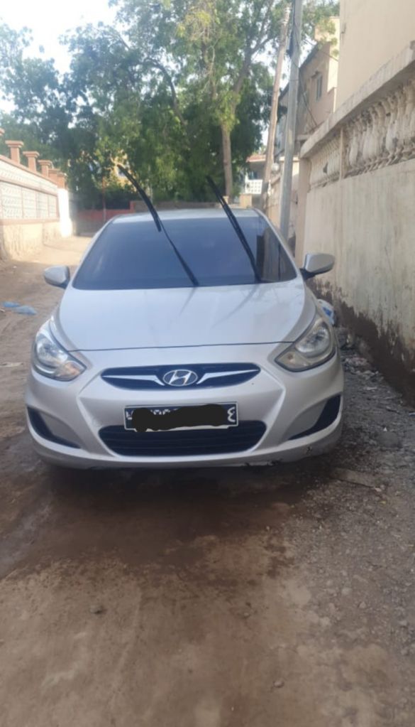 Location de voiture Hyundai Accent