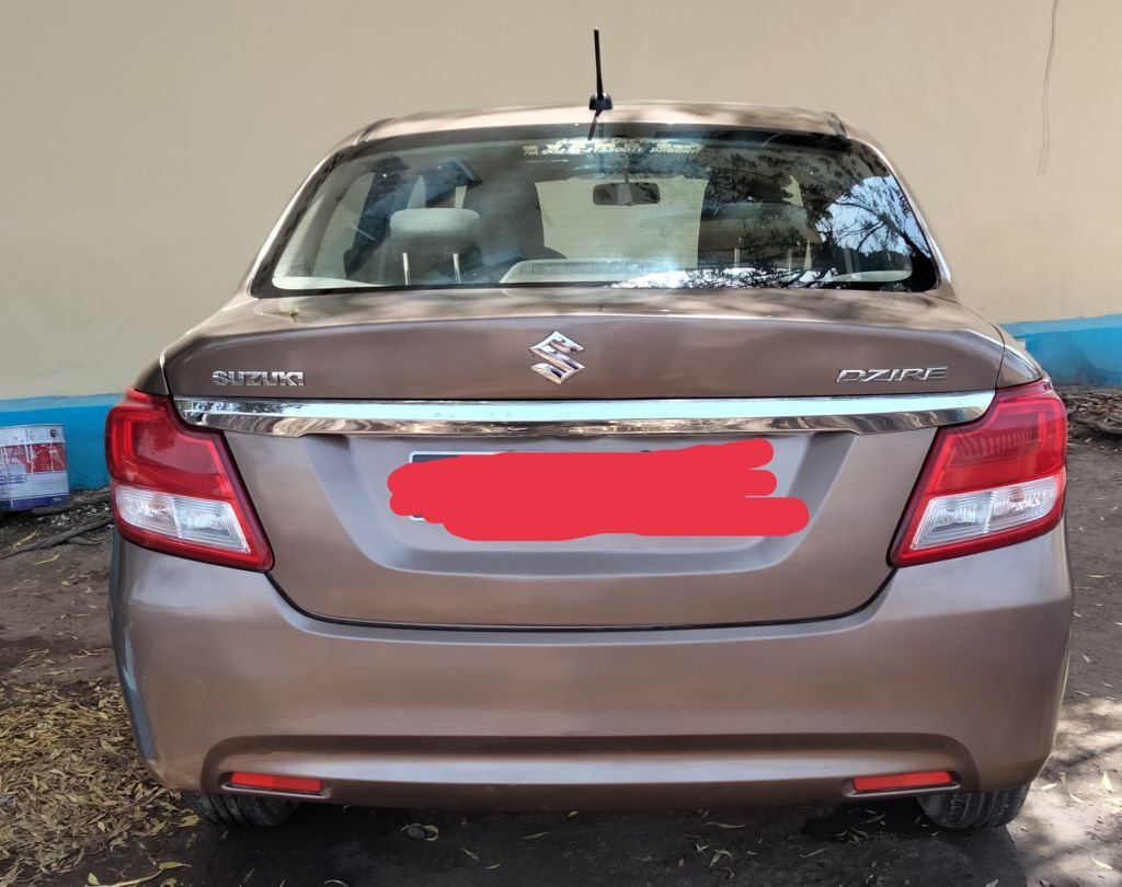 Véhicule SUZUKI DZIRE