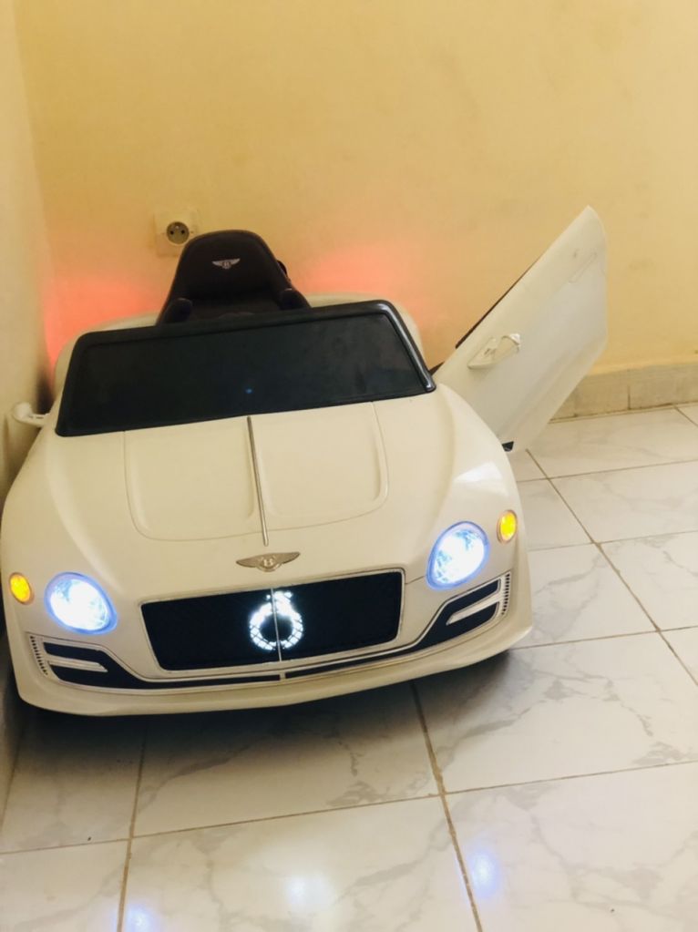 Voiture Électrique pour enfants !