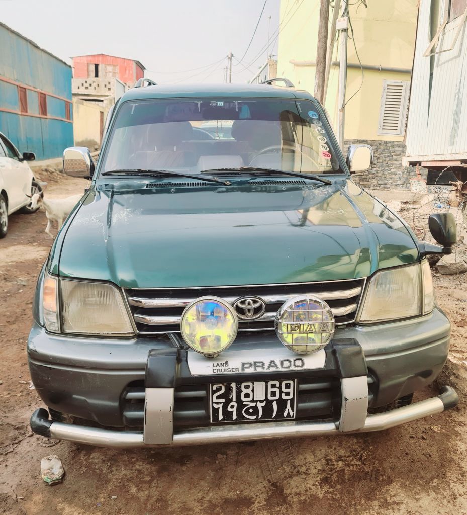 Voiture Landcruiser Prado