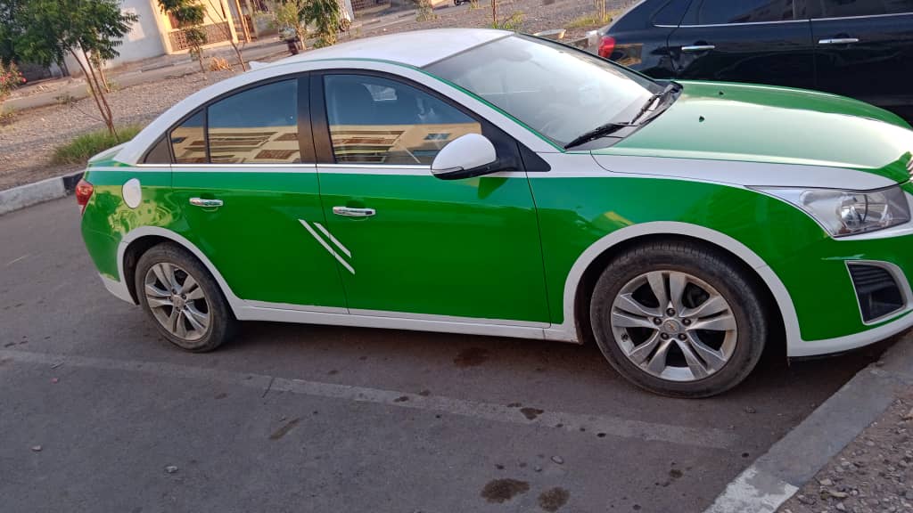 Voiture Chevrolet Cruz