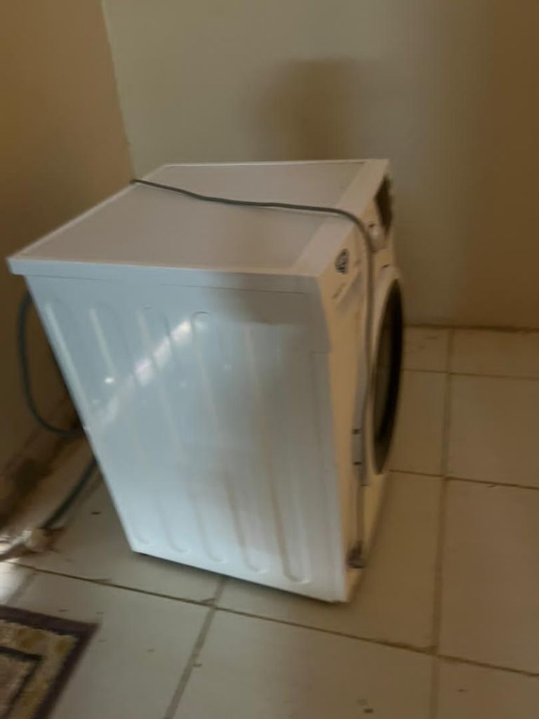 Machine à laver automatique toute neuve