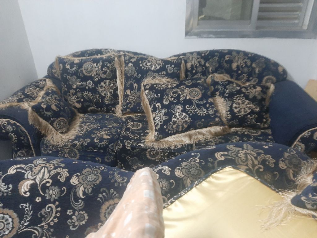 Salon A vendre