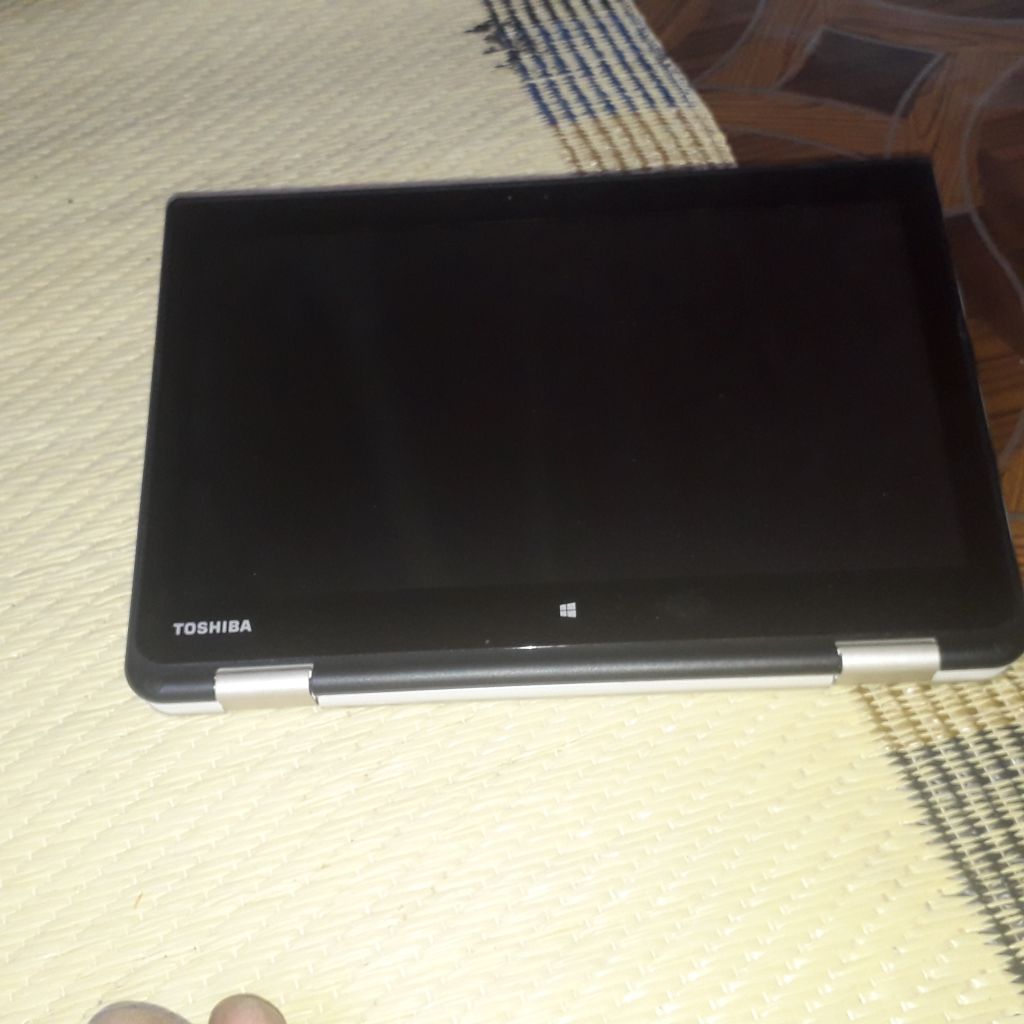 PC PORTABLE TOSHIBA