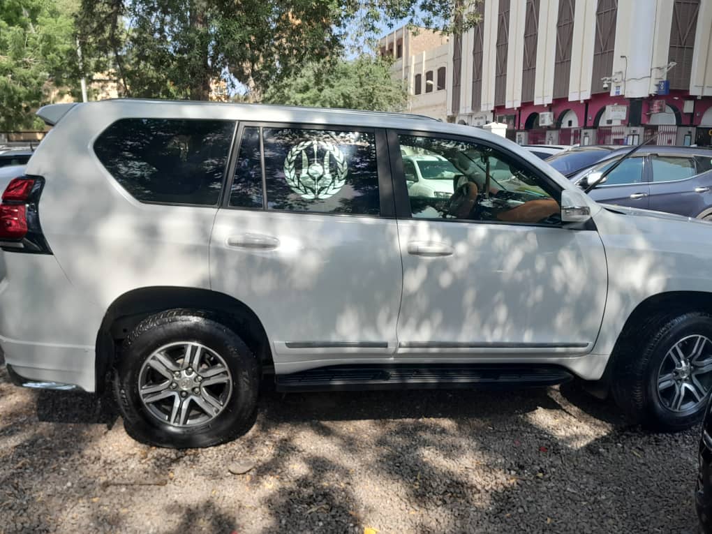 Voiture TXL PRADO 2016