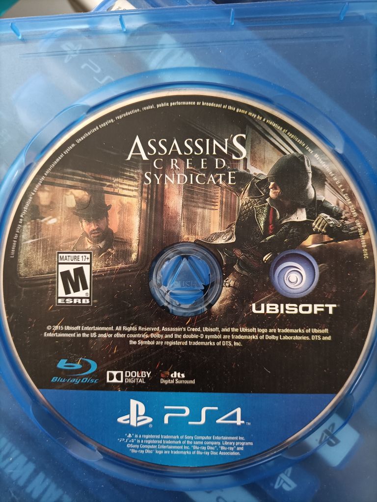 playstation жужжит