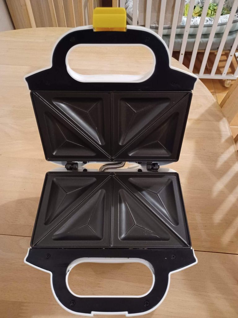 Machine à Sceller Et Couper Les Sandwiches - Accessoire Cuisine En Acier Inoxydable - Pour Sandwiches, Crêpes, Biscuits