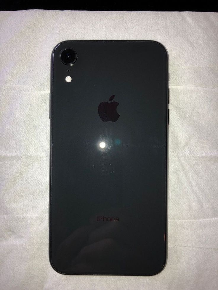 Téléphone iPhone XR noir
