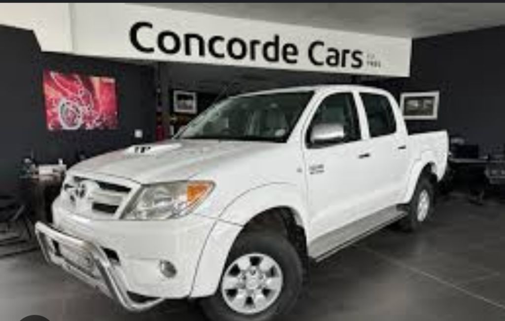 Voiture à louer tourisme, voyage, transport de bagage...etc